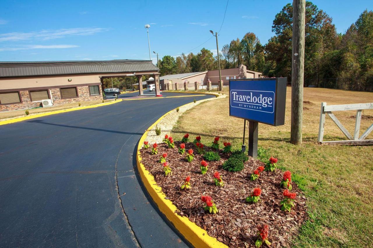 Travelodge By Wyndham Macon West Экстерьер фото